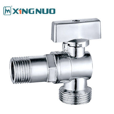 วาล์วลูกหมัดทองแดงมุมห้องน้ําห้องน้ําขนาดใหญ่ วาล์ว Chromed สายต่อมาตรฐานสําหรับการใช้งานน้ํา